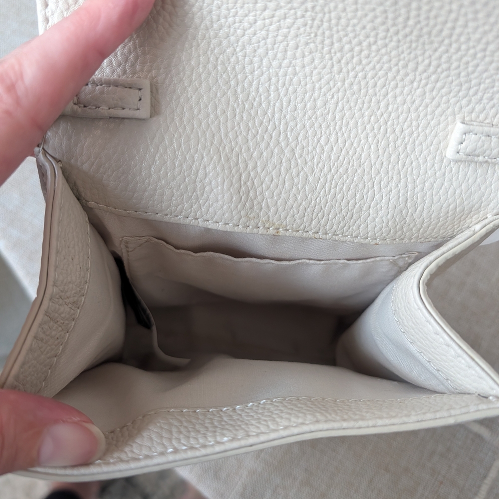 NWT Banana Republic Tortoise Ring Crossbody - Picture 5 of 5